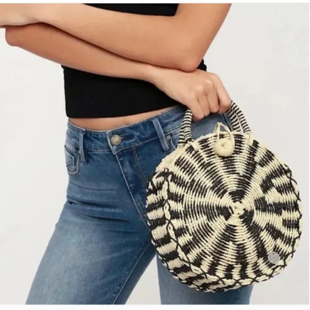 Billabong Soak It Up Straw Circular Crossbody Bag Boho Festival Handles & Strap